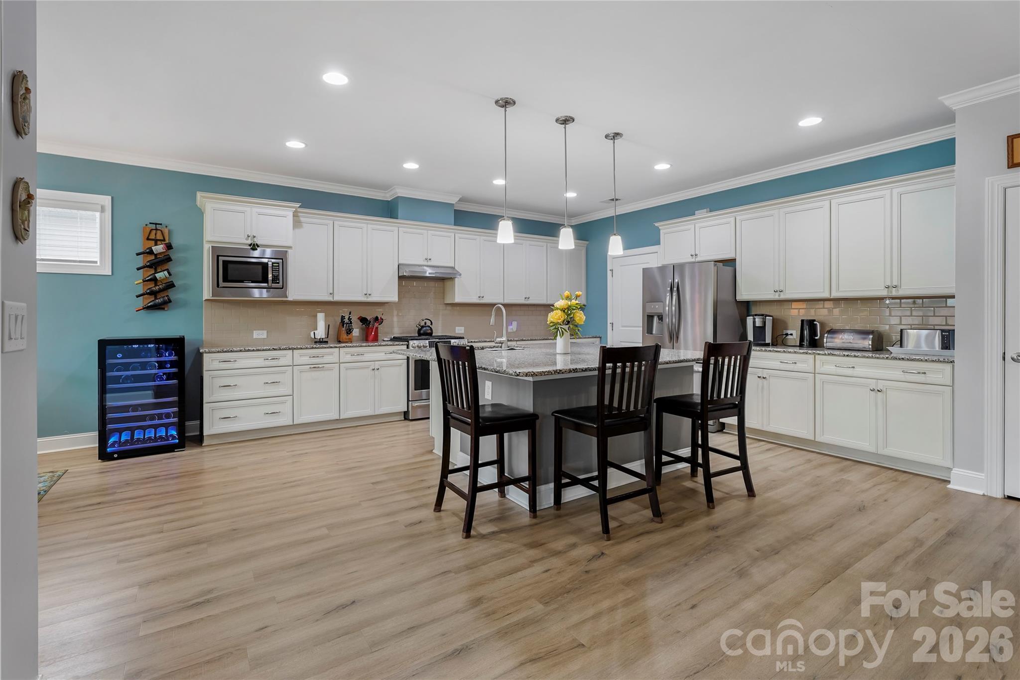 5047 Looking Glass Trail