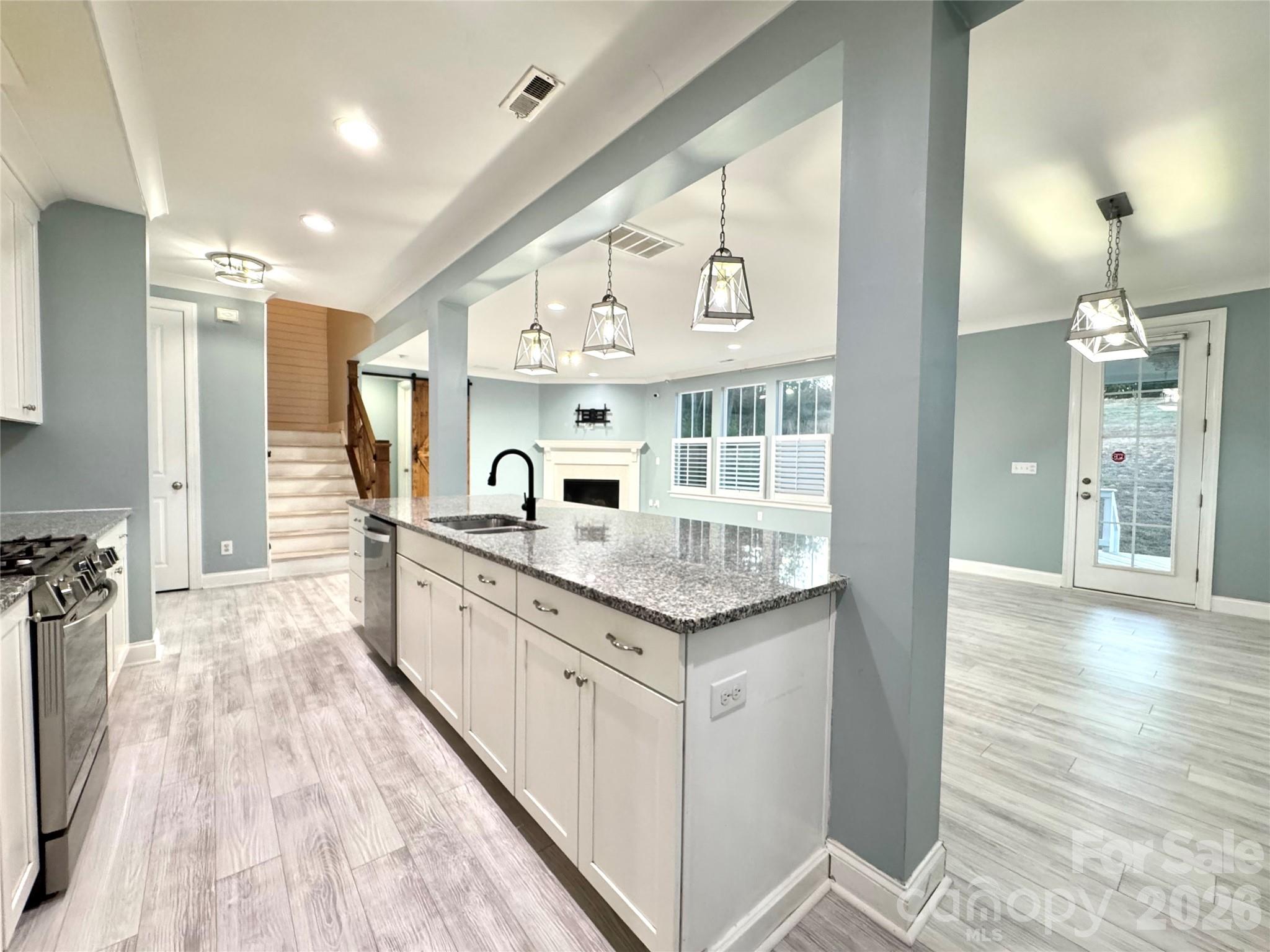 4243 Island Fox Lane