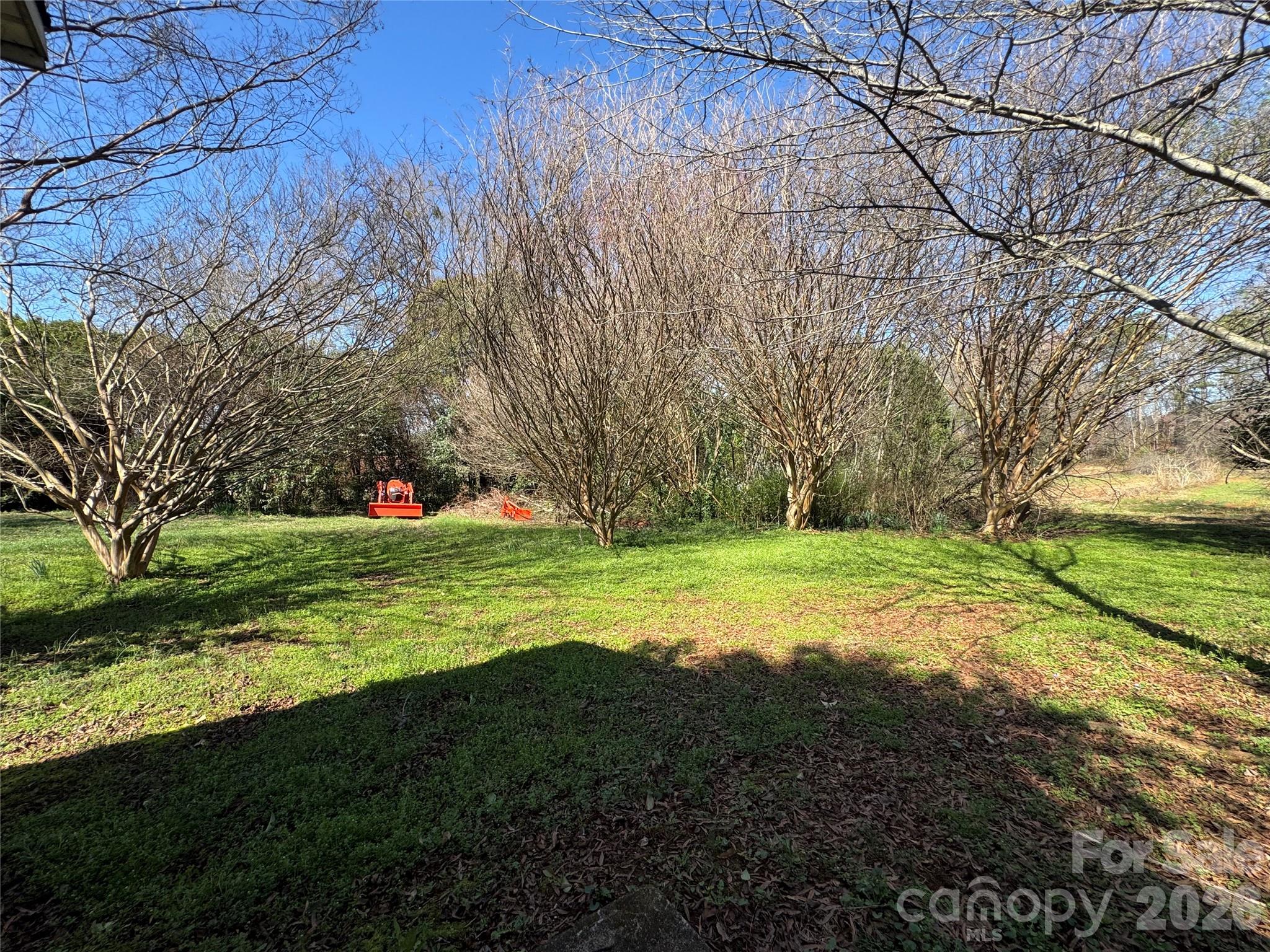 905 Conover Boulevard E