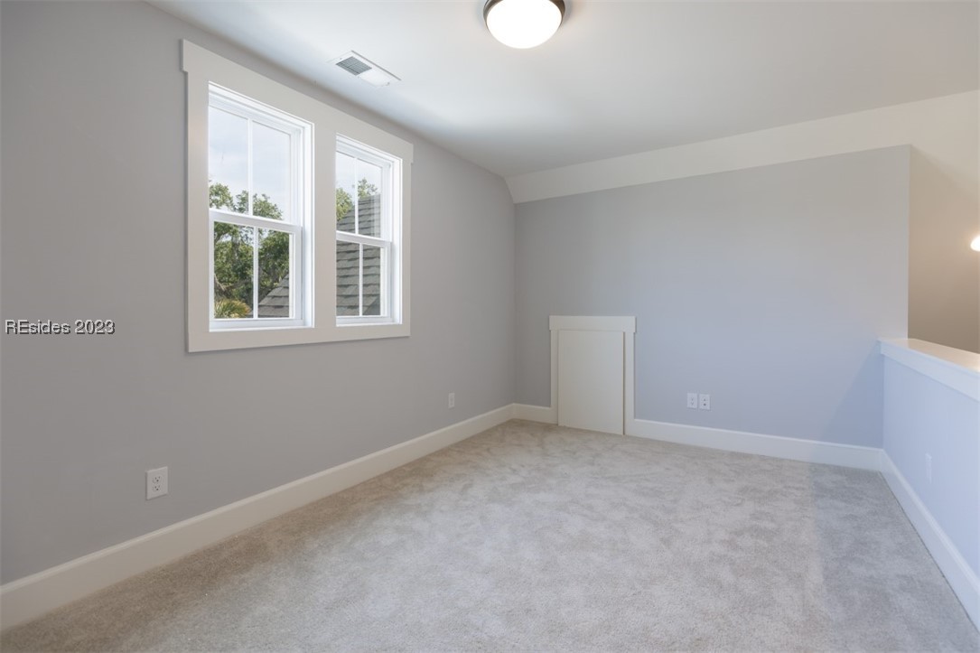 22 Basin Trail Street