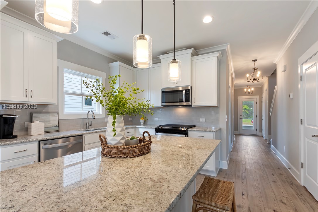 13 Basin Trail Street