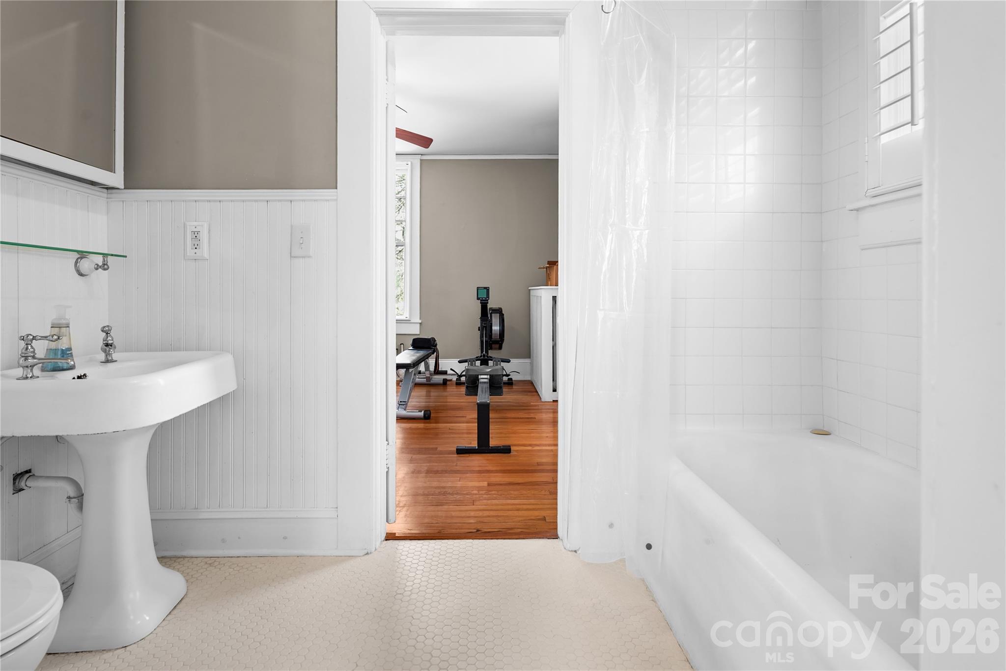 46 Marsh Avenue NW