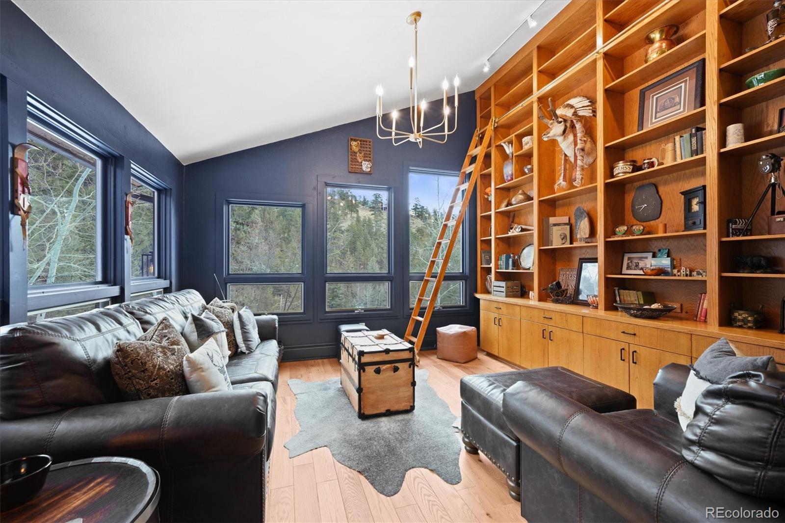 65 Cottonwood Drive