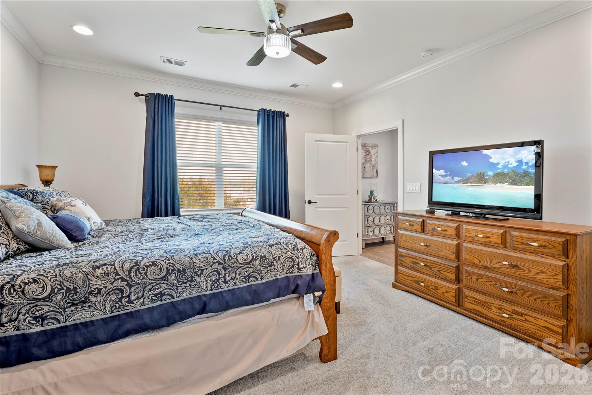 445 Bowline Drive