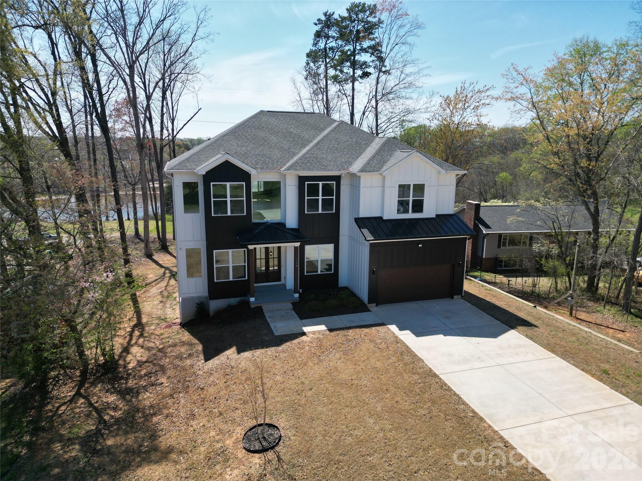 124 Clipper Lane