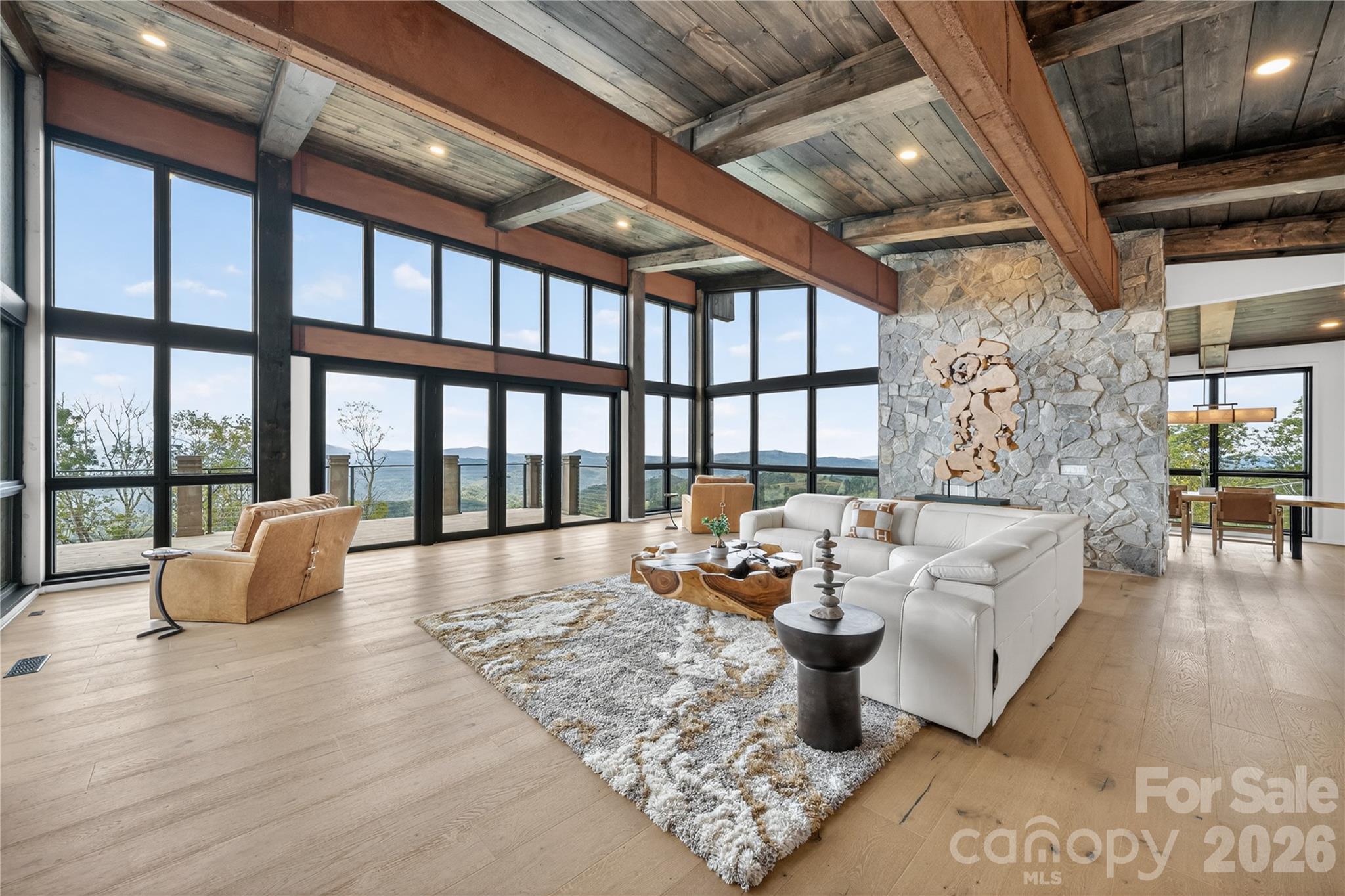 404 Silver Eagle Trail