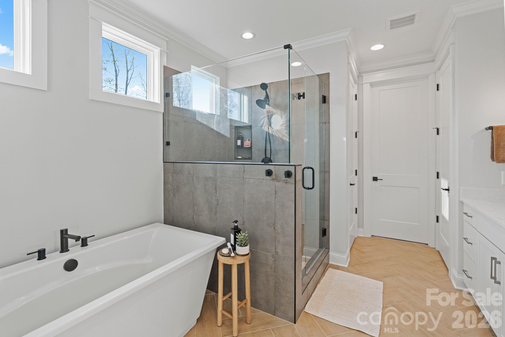 13940 Roosevelt Grove Drive