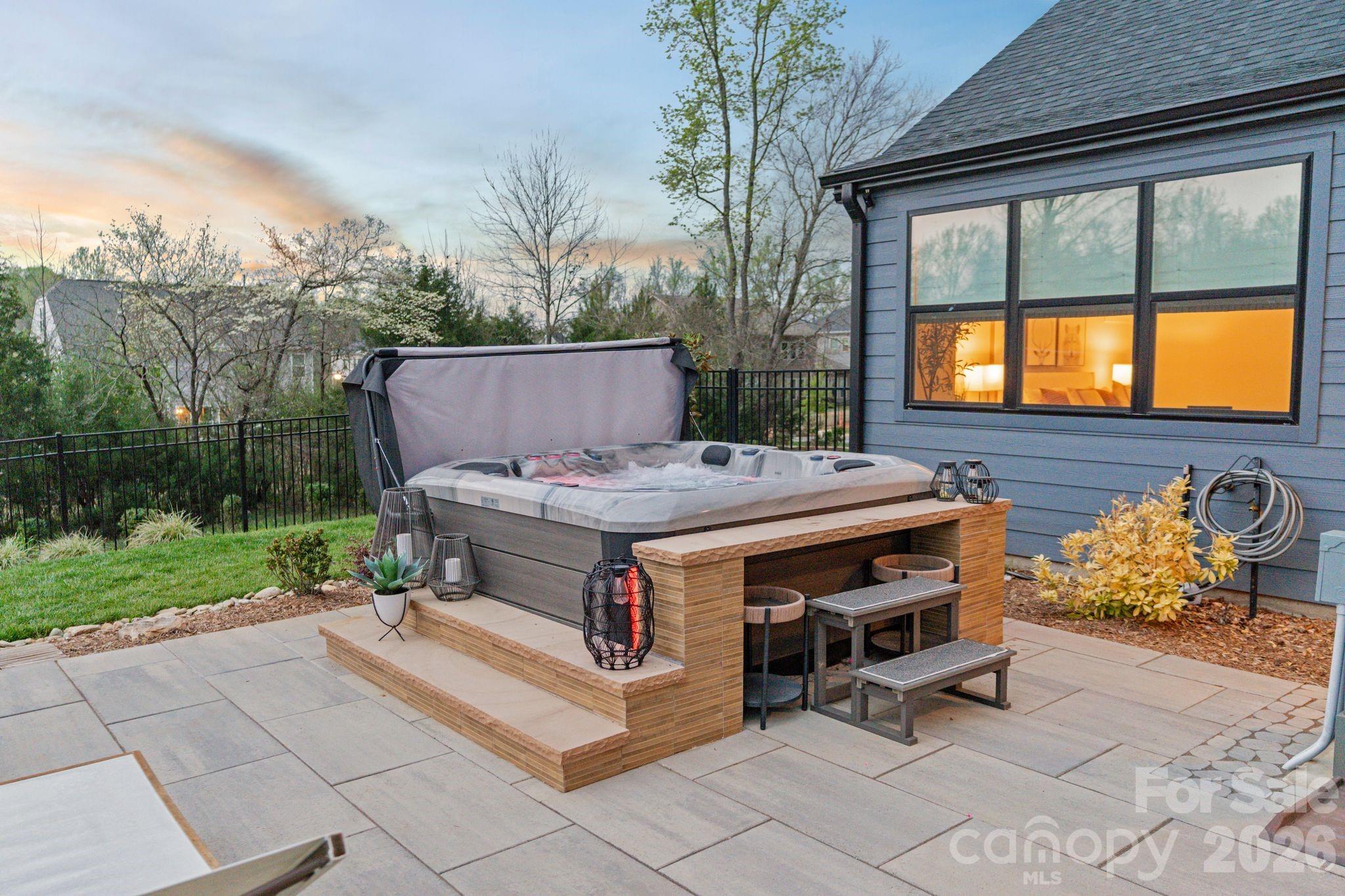 13940 Roosevelt Grove Drive