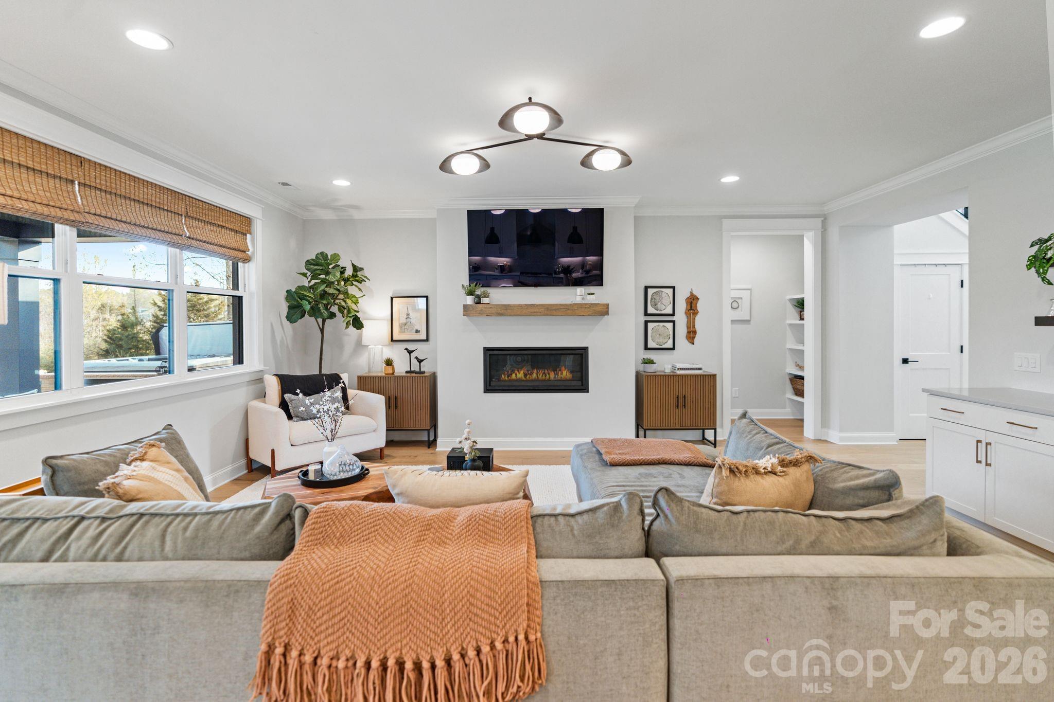 13940 Roosevelt Grove Drive