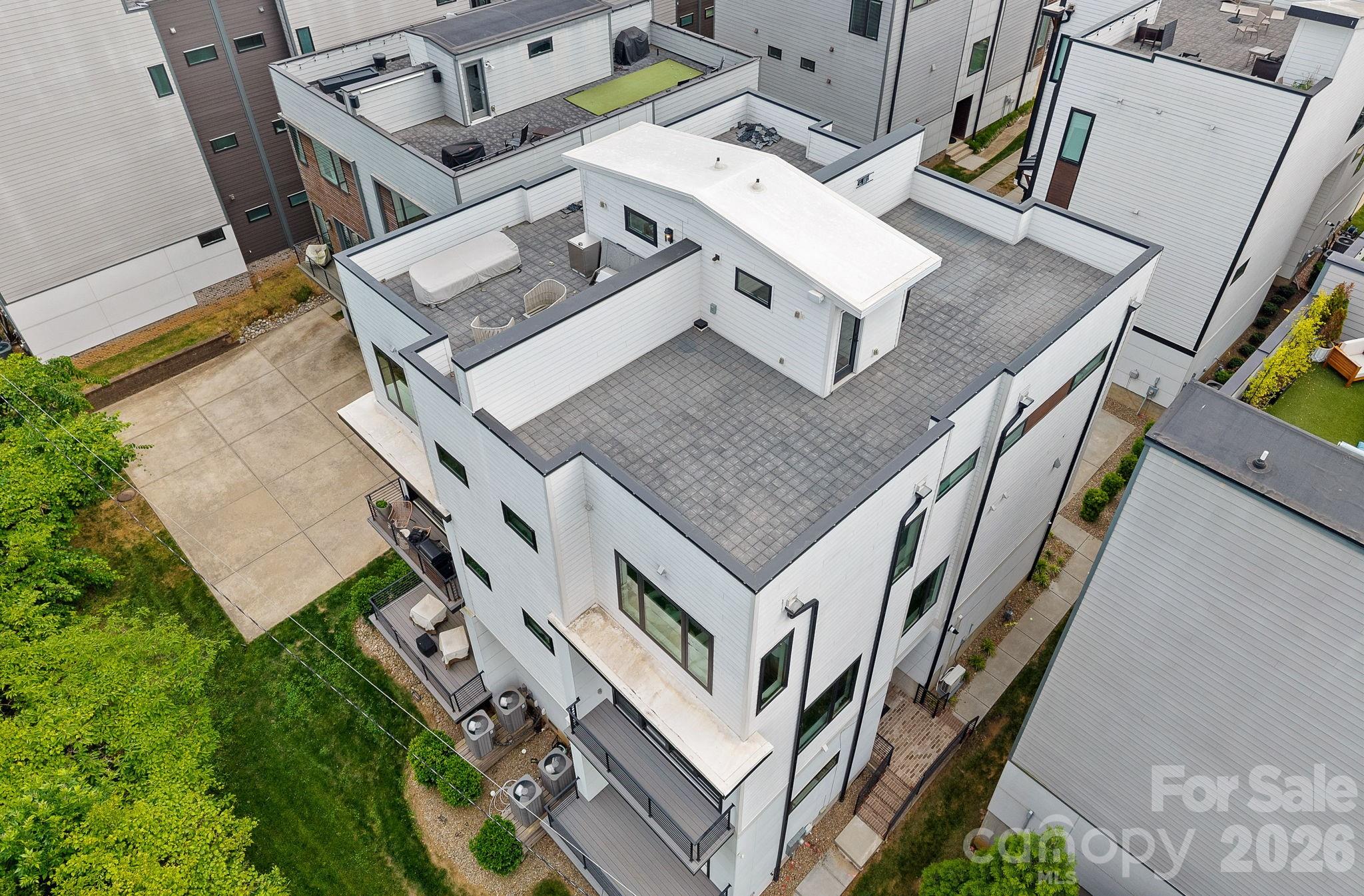 1006 Westbrook Drive Unit: B