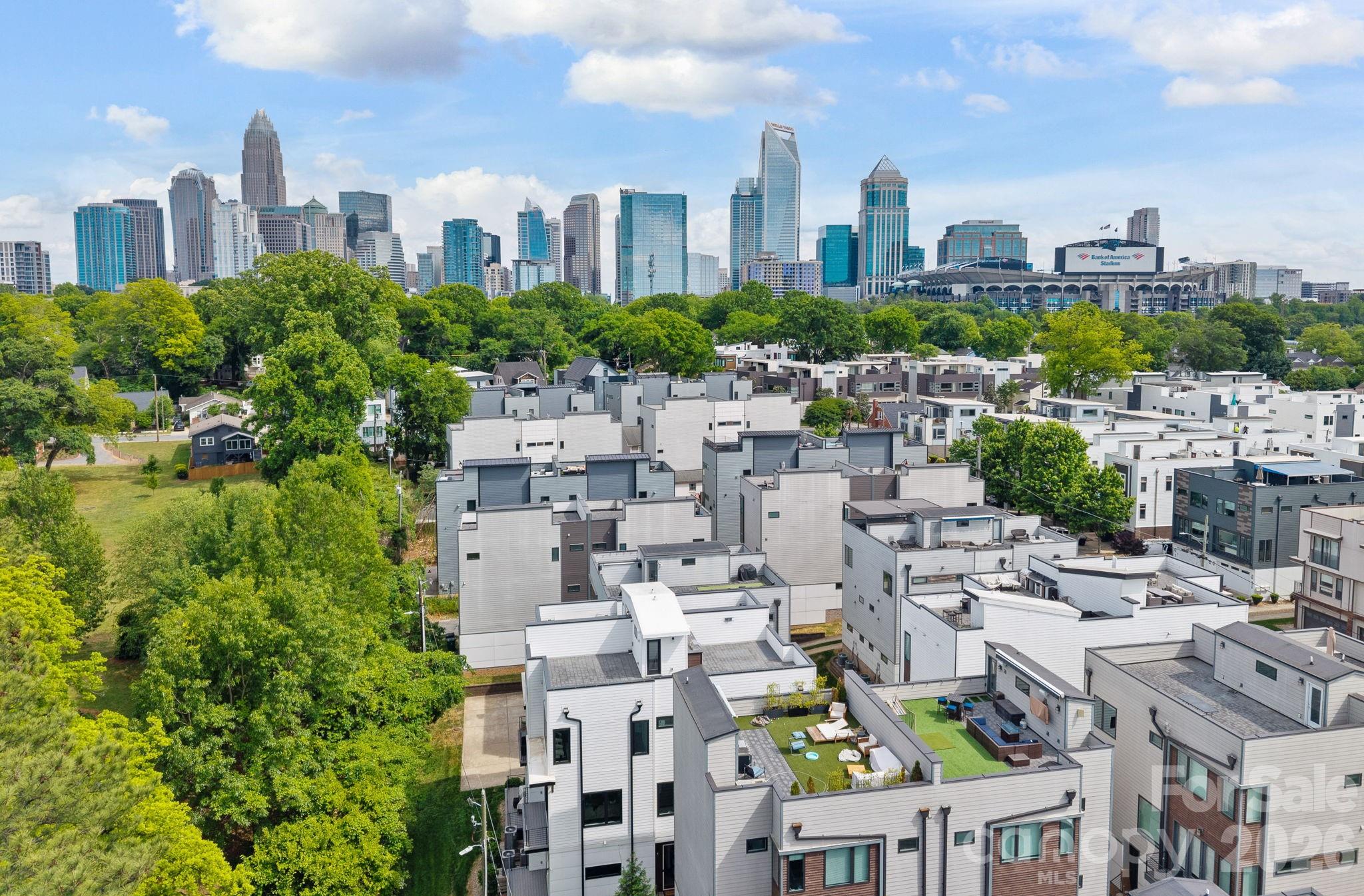 1006 Westbrook Drive Unit: B