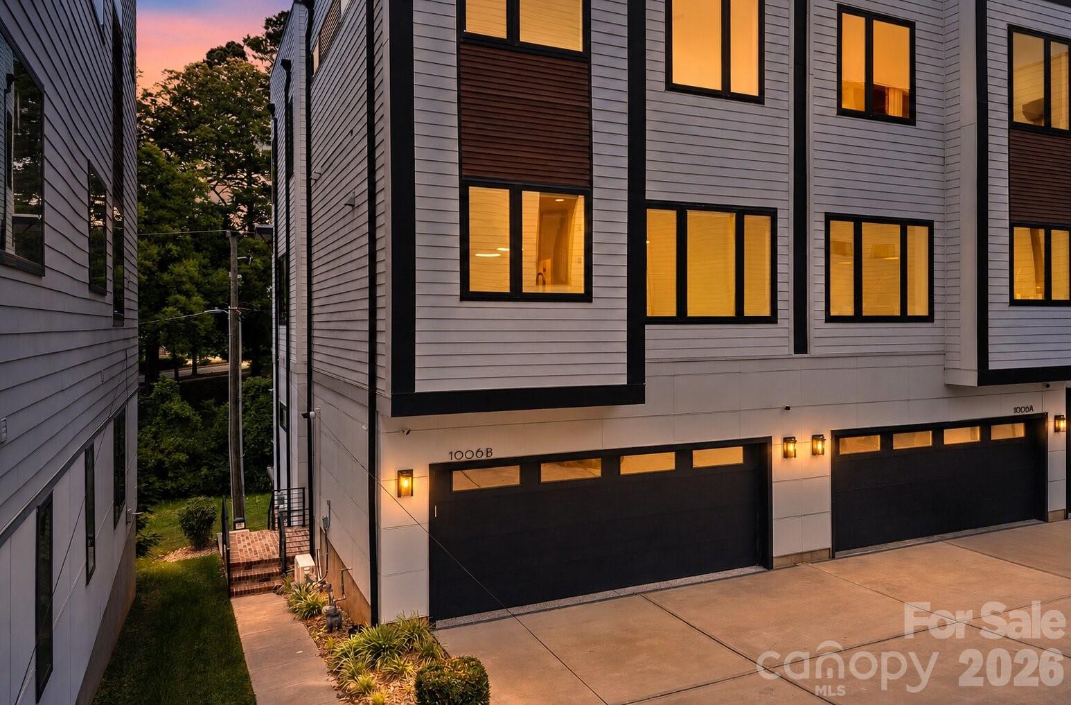 1006 Westbrook Drive Unit: B
