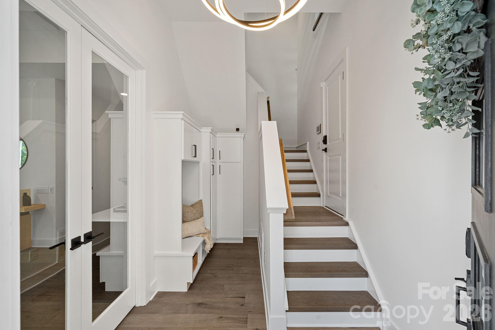 1006 Westbrook Drive Unit: B