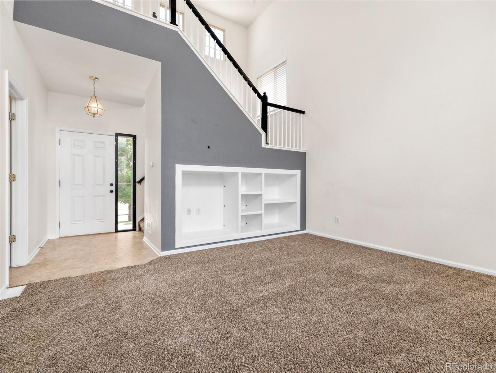 2117 Settlers Drive