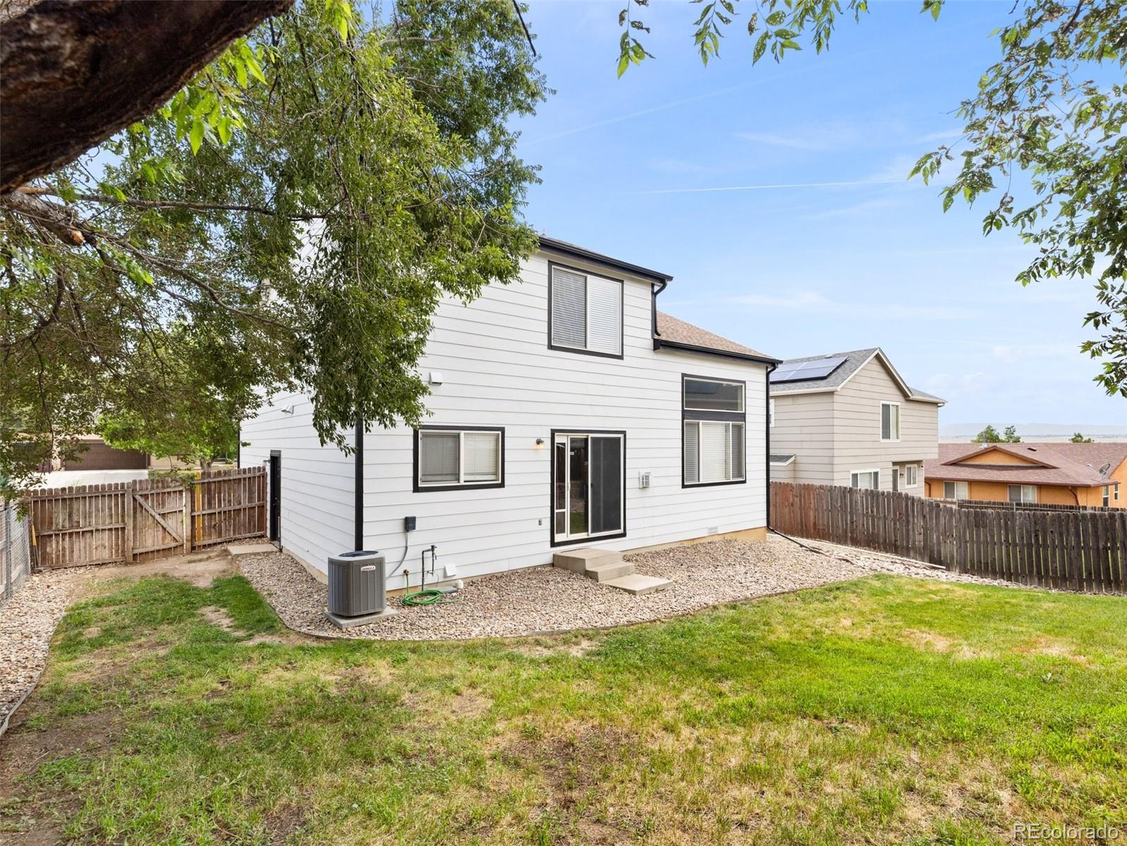 2117 Settlers Drive