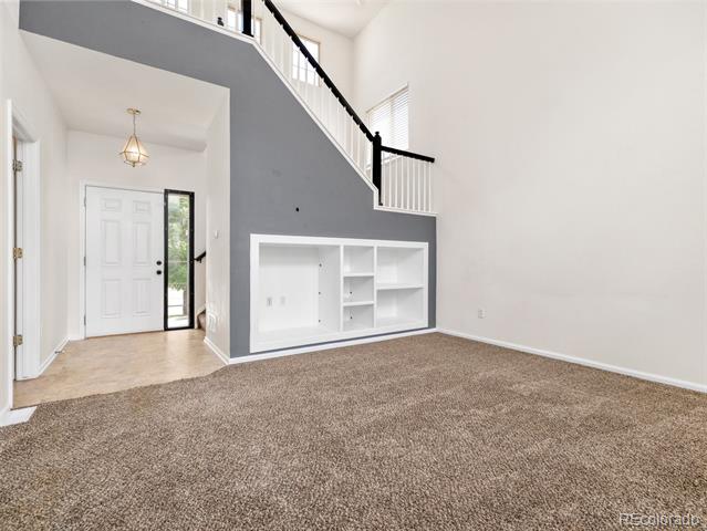 2117 Settlers Drive