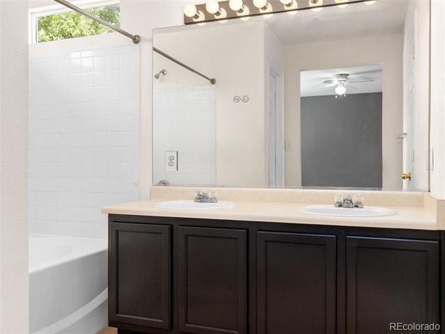 2117 Settlers Drive