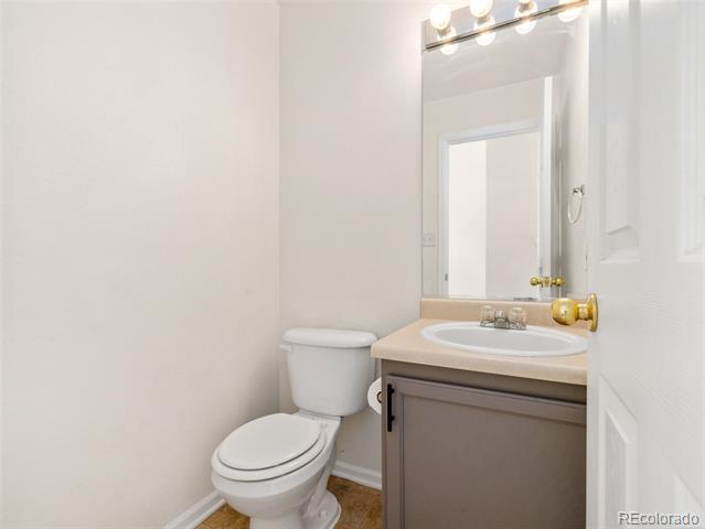 2117 Settlers Drive