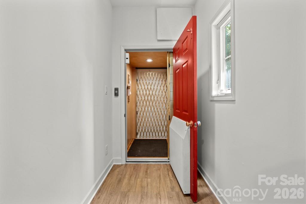 5335 Lansing Drive