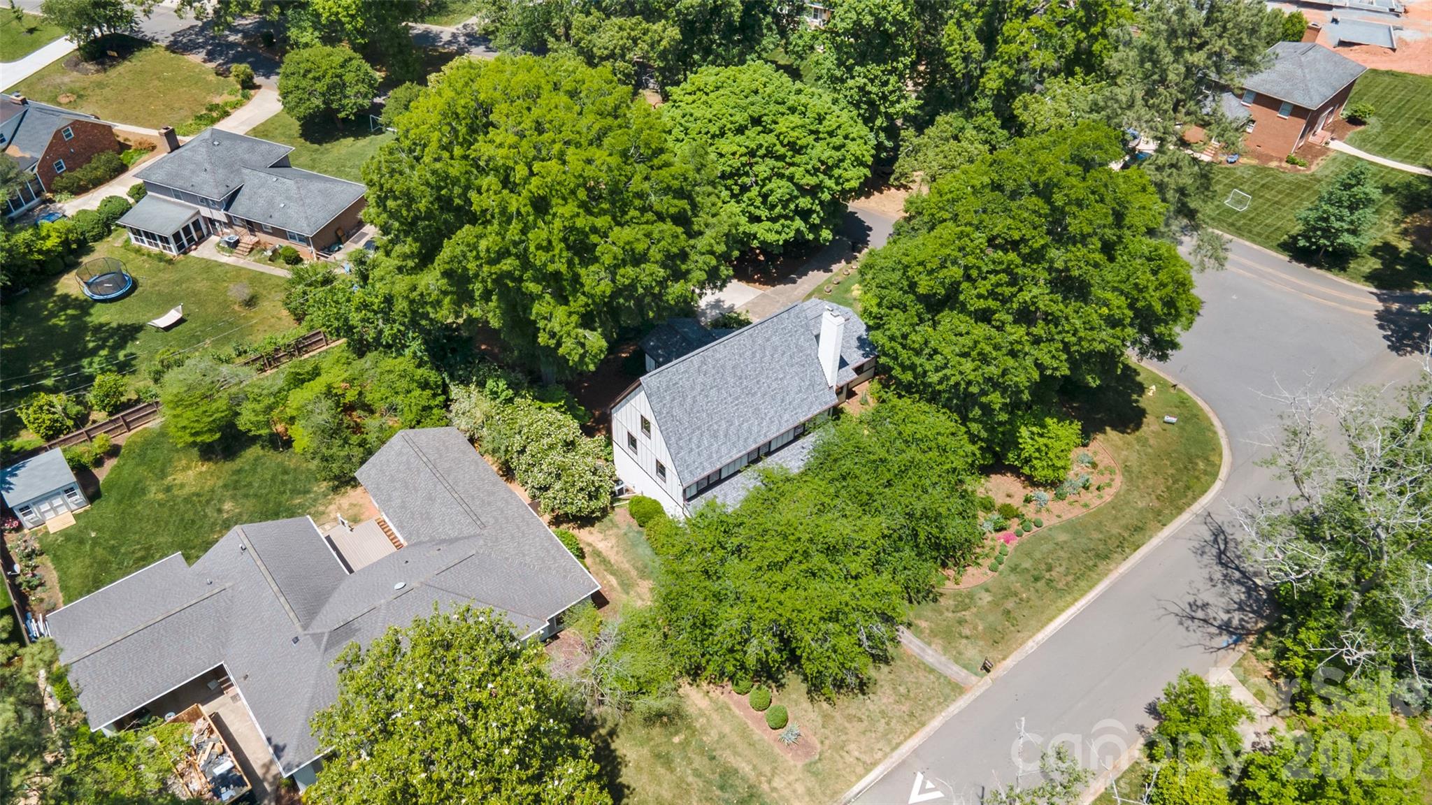 5335 Lansing Drive