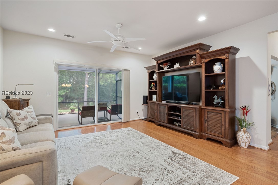 74 Kings Creek Drive