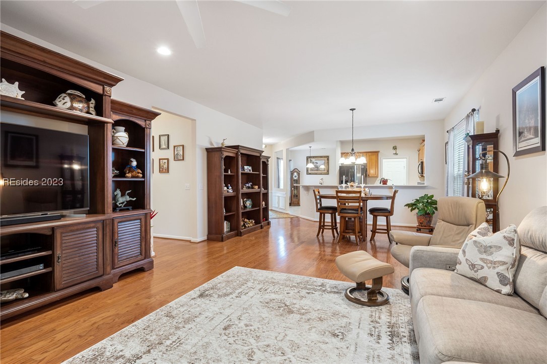 74 Kings Creek Drive