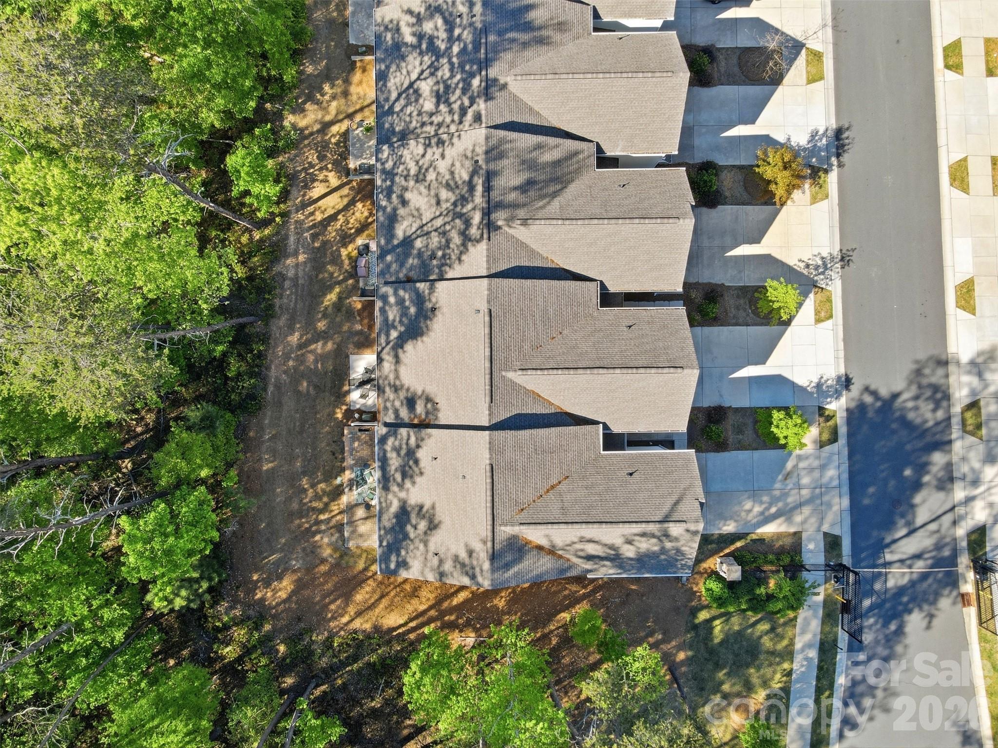 1117 Streamside Lane