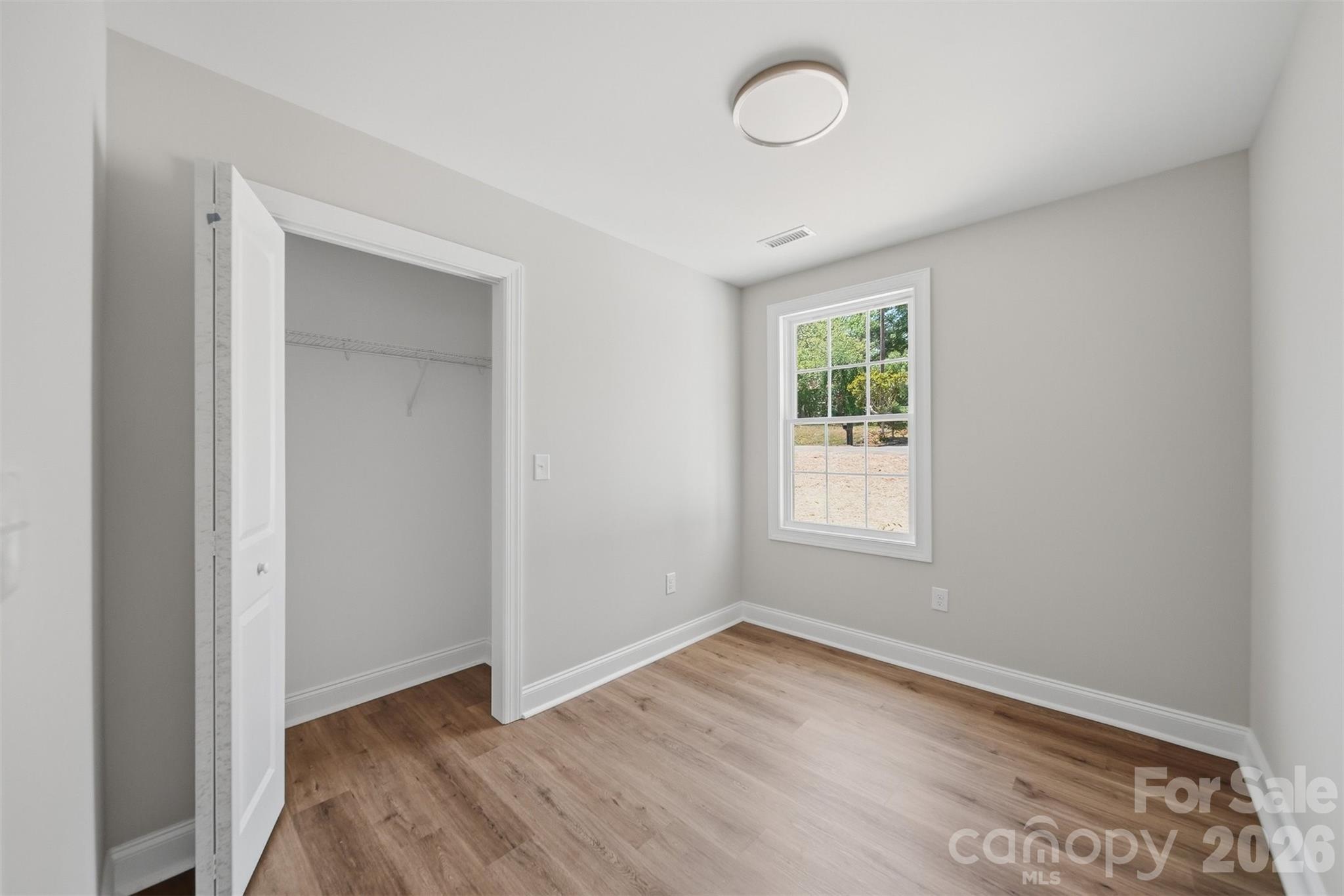 1294 18th Street NE