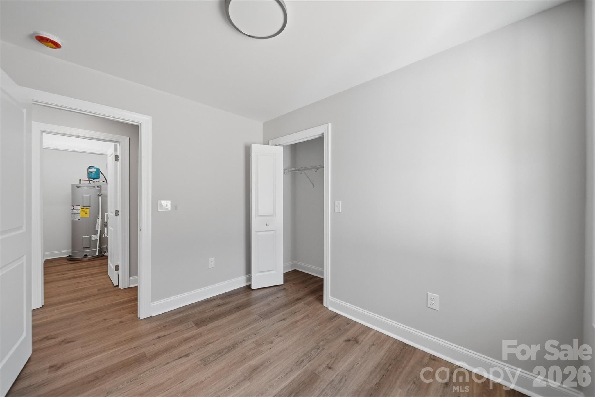 1294 18th Street NE