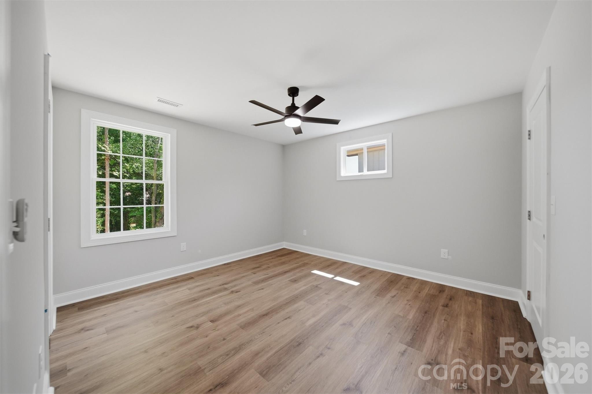 1294 18th Street NE