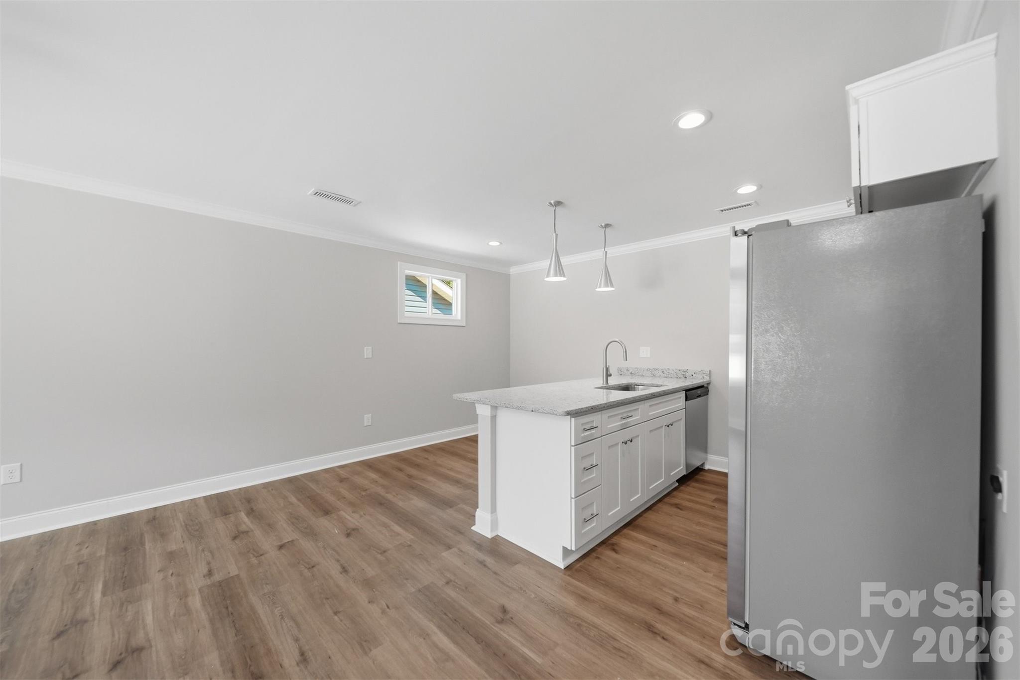 1294 18th Street NE