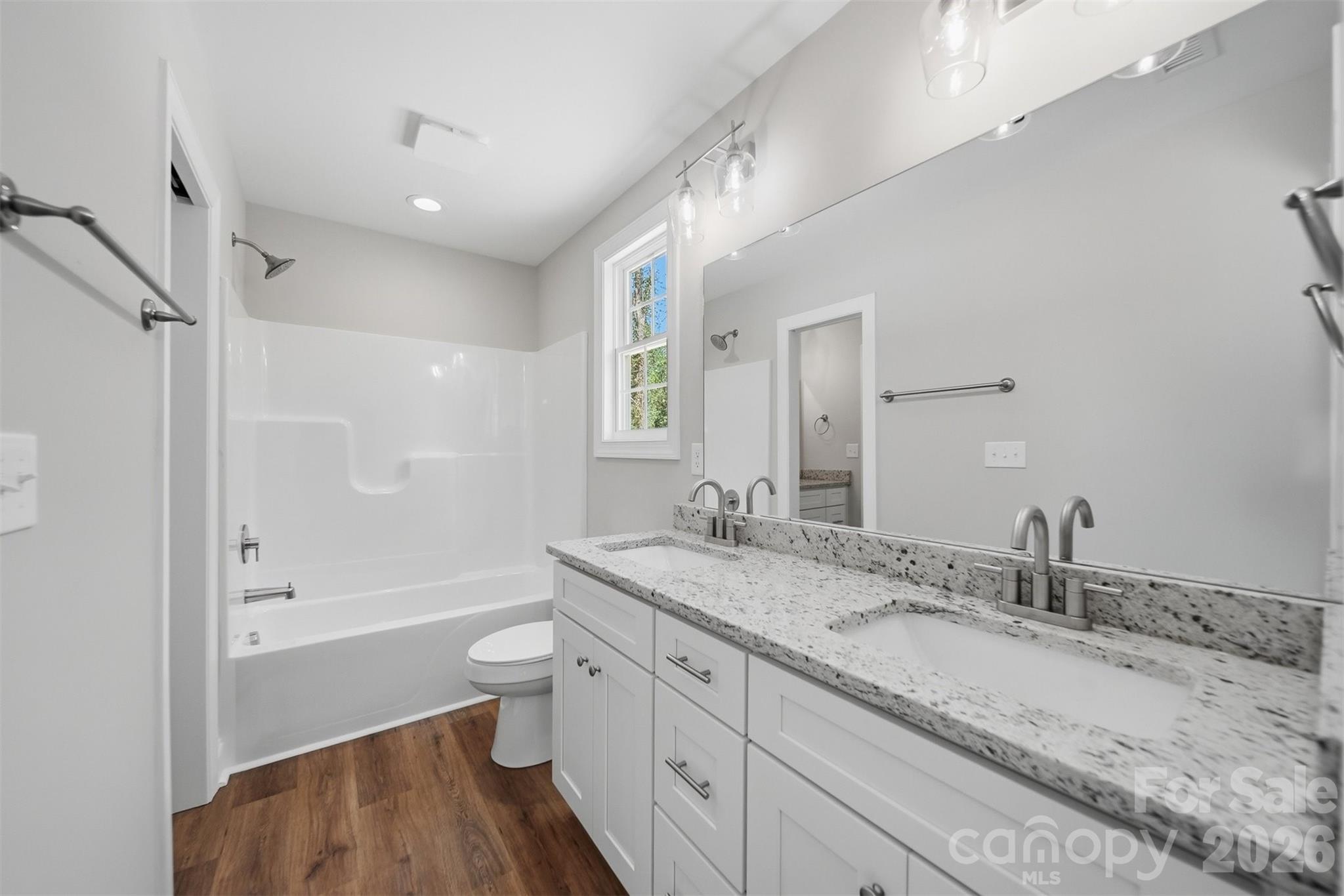 1294 18th Street NE