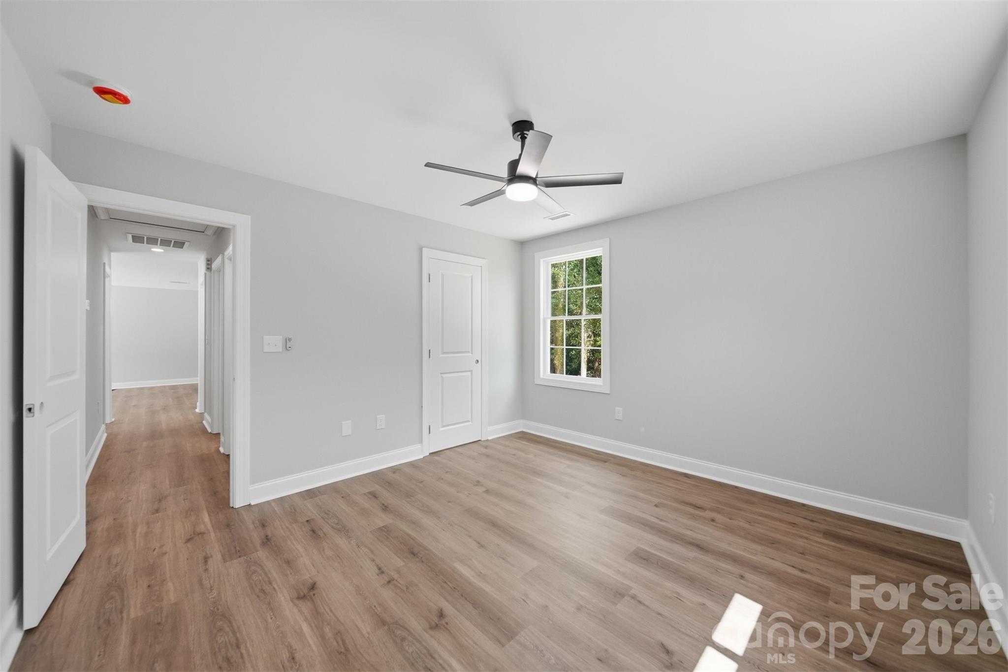 1294 18th Street NE