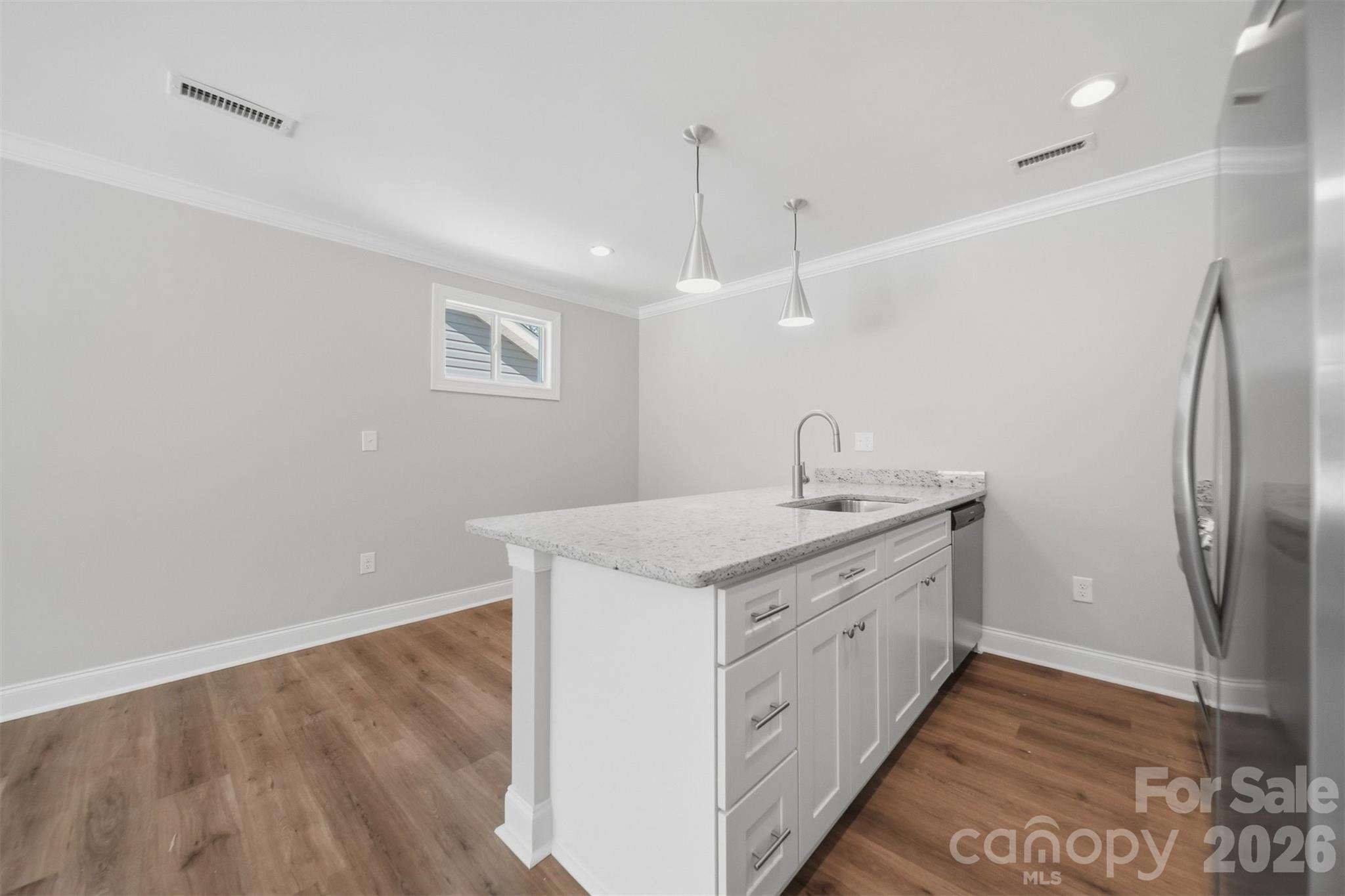 1294 18th Street NE