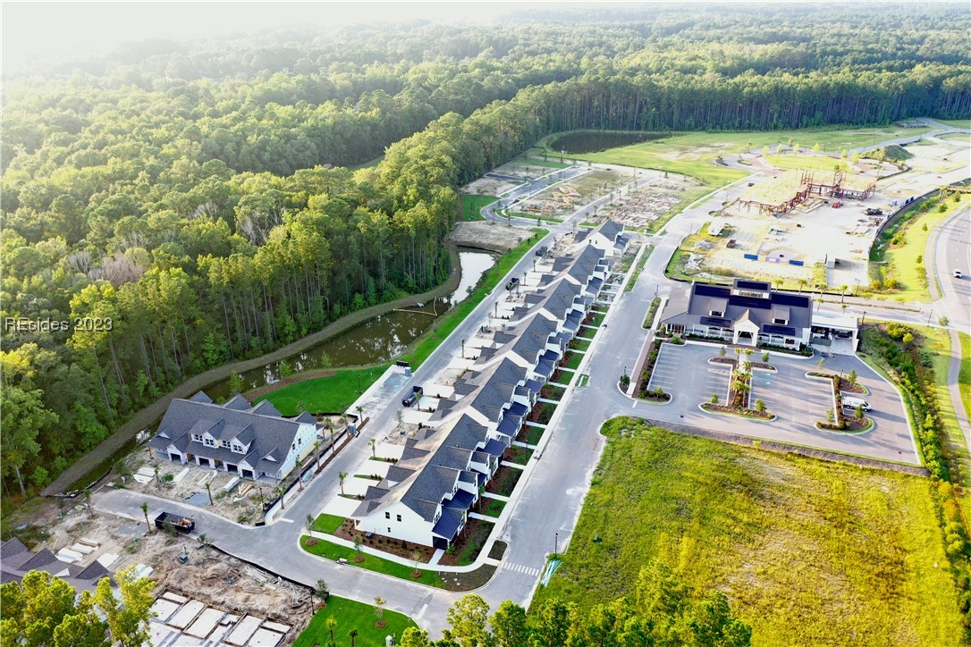 8 Marlowe Way Unit: 8