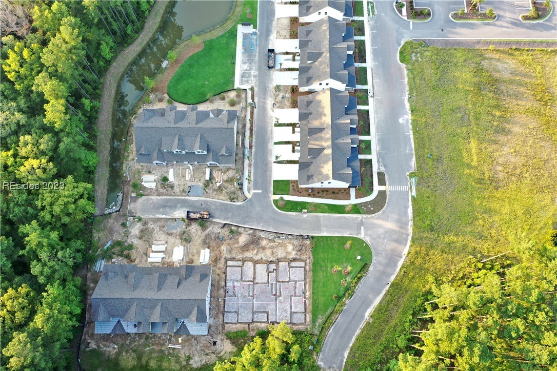 8 Marlowe Way Unit: 8