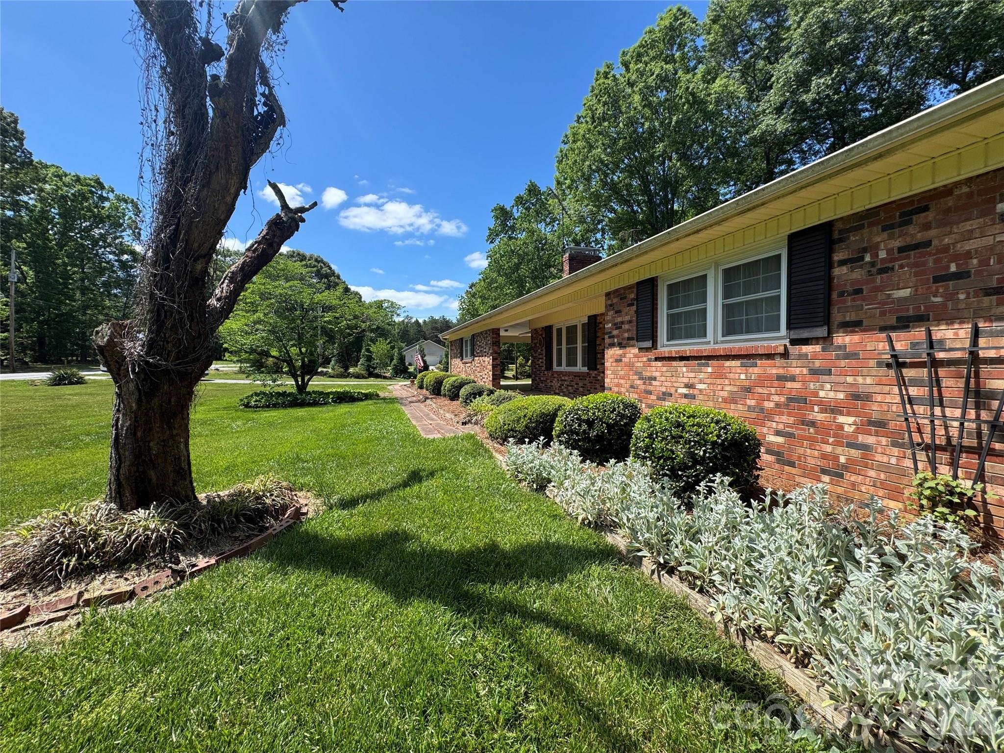 270 Lewis Ferry Road