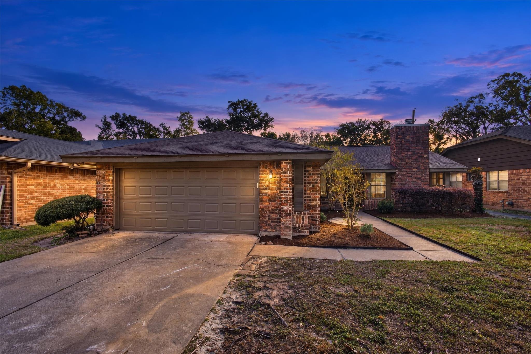 5238 Pine Cliff Drive