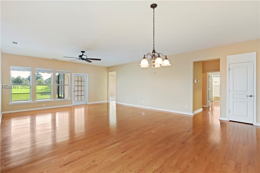 515 Havenview Lane