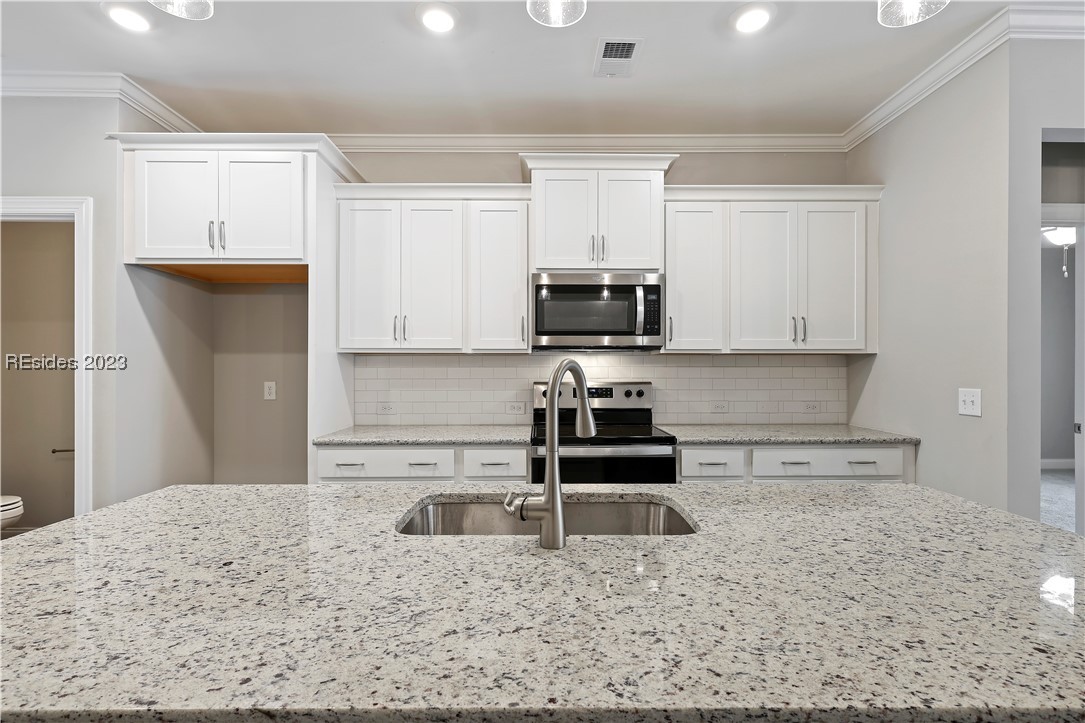 266 Bleecker Street S Unit: 30