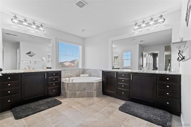 2910 El Nido Way