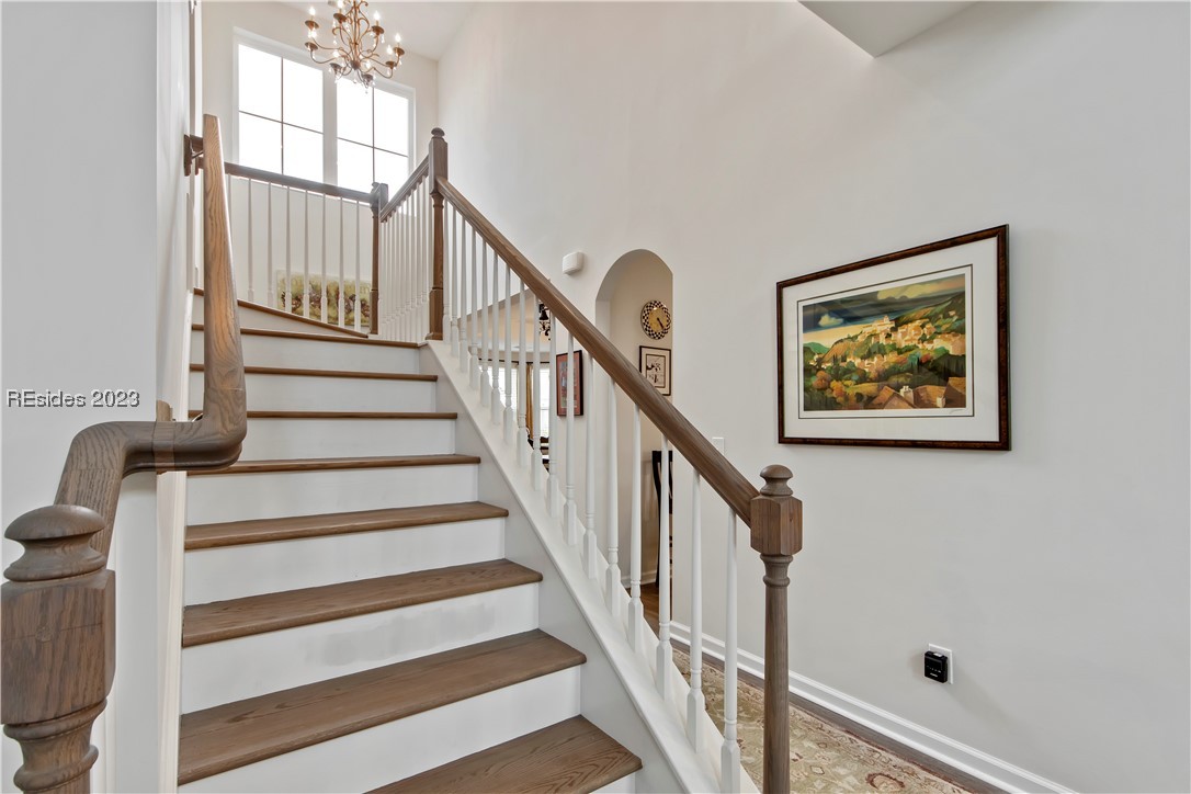 5 Benton Circle