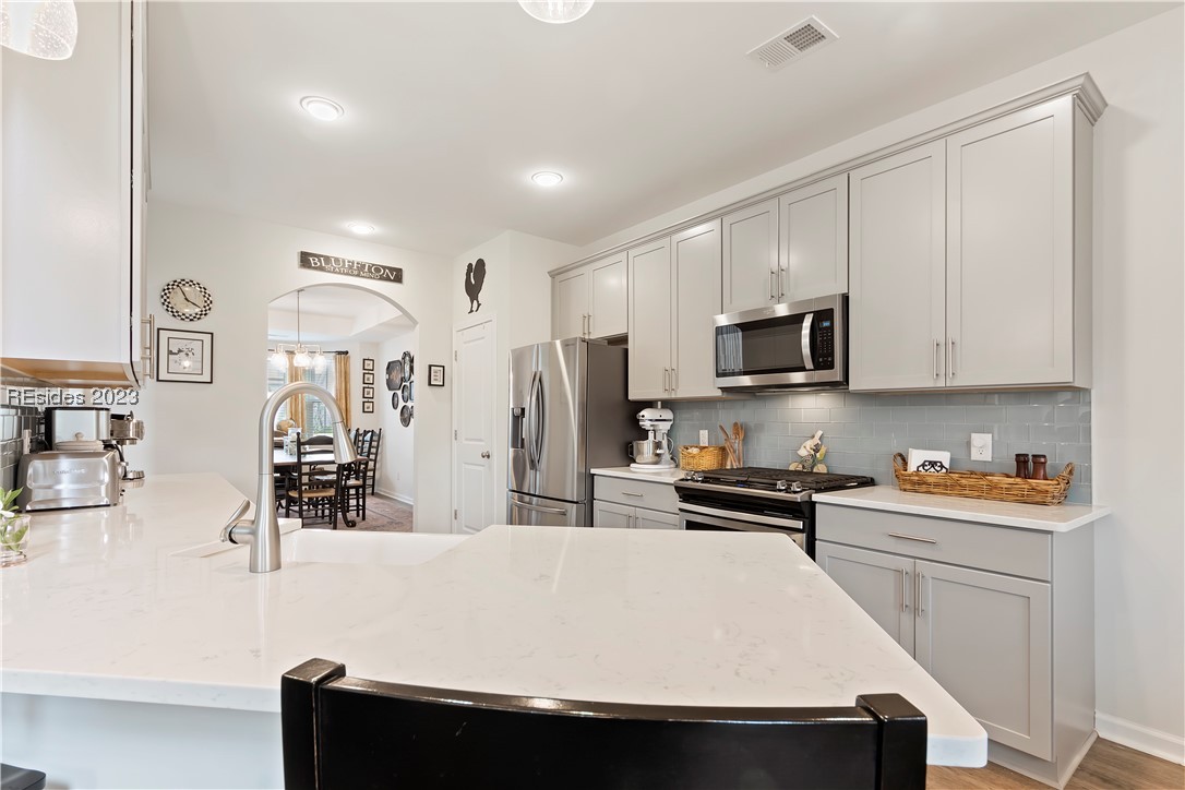 5 Benton Circle