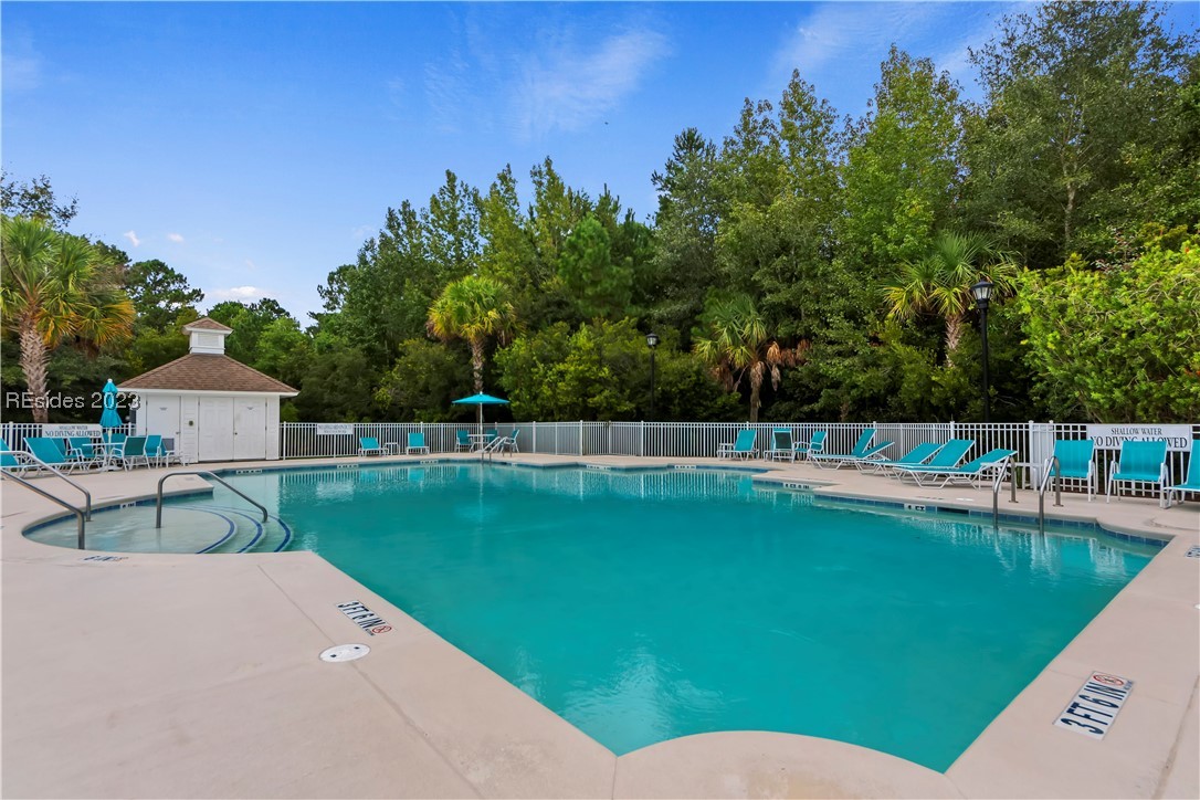 5 Benton Circle