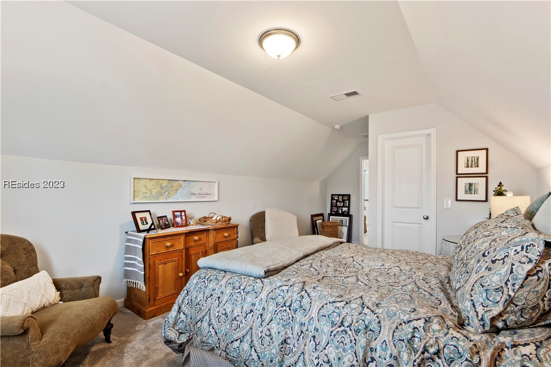 5 Benton Circle