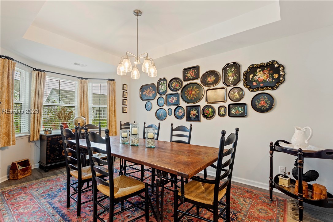 5 Benton Circle