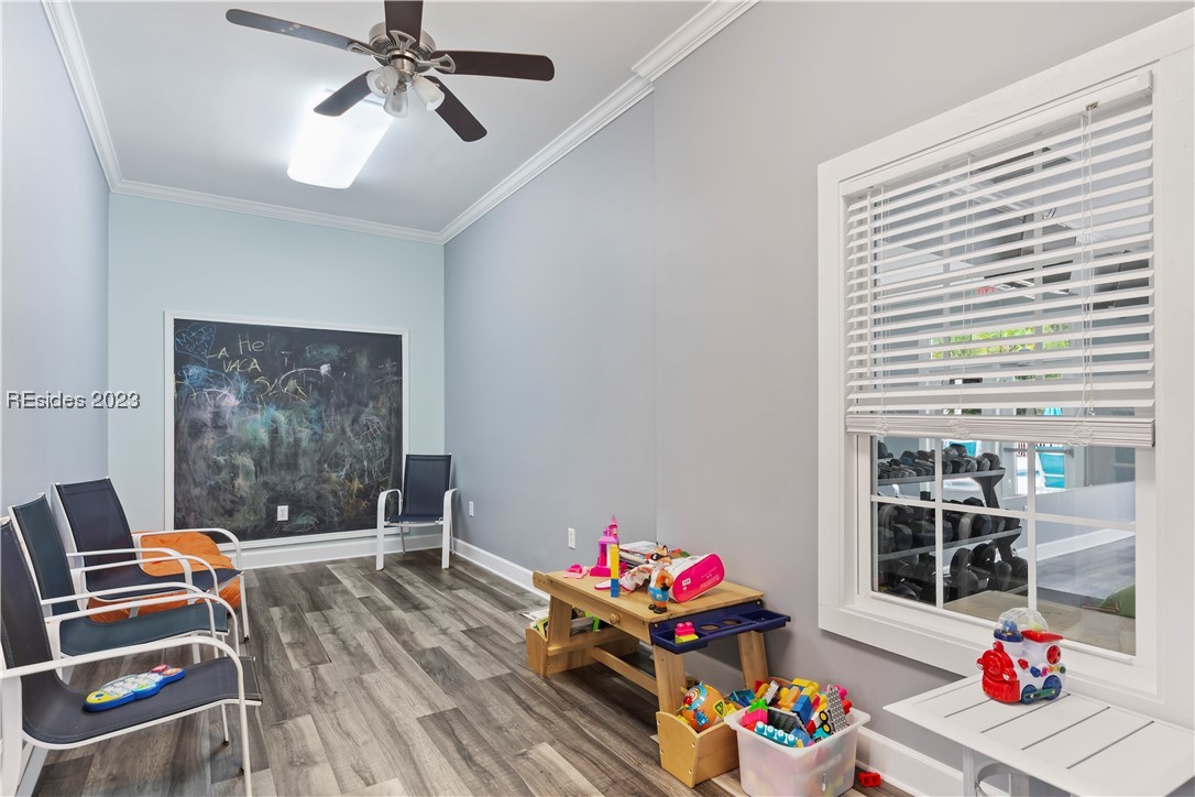 5 Benton Circle