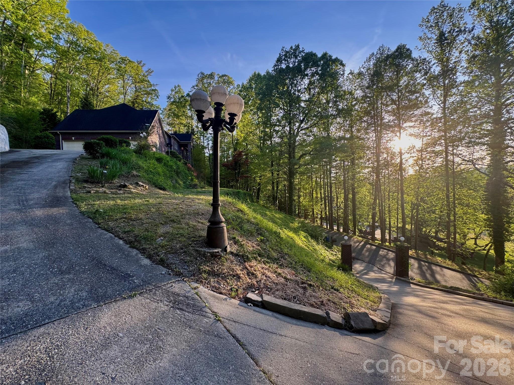 2983 Rockwood Drive