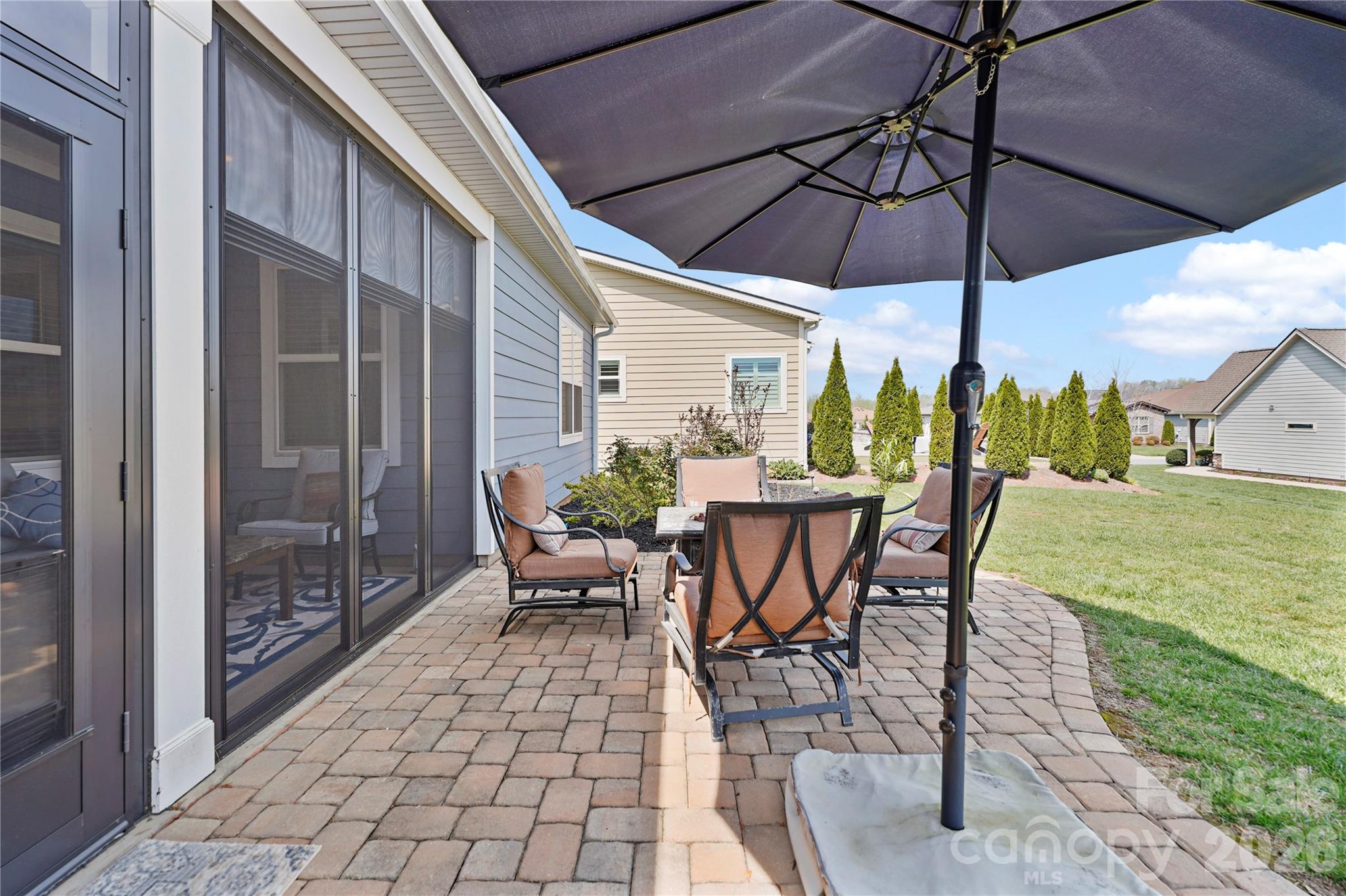 445 Bowline Drive