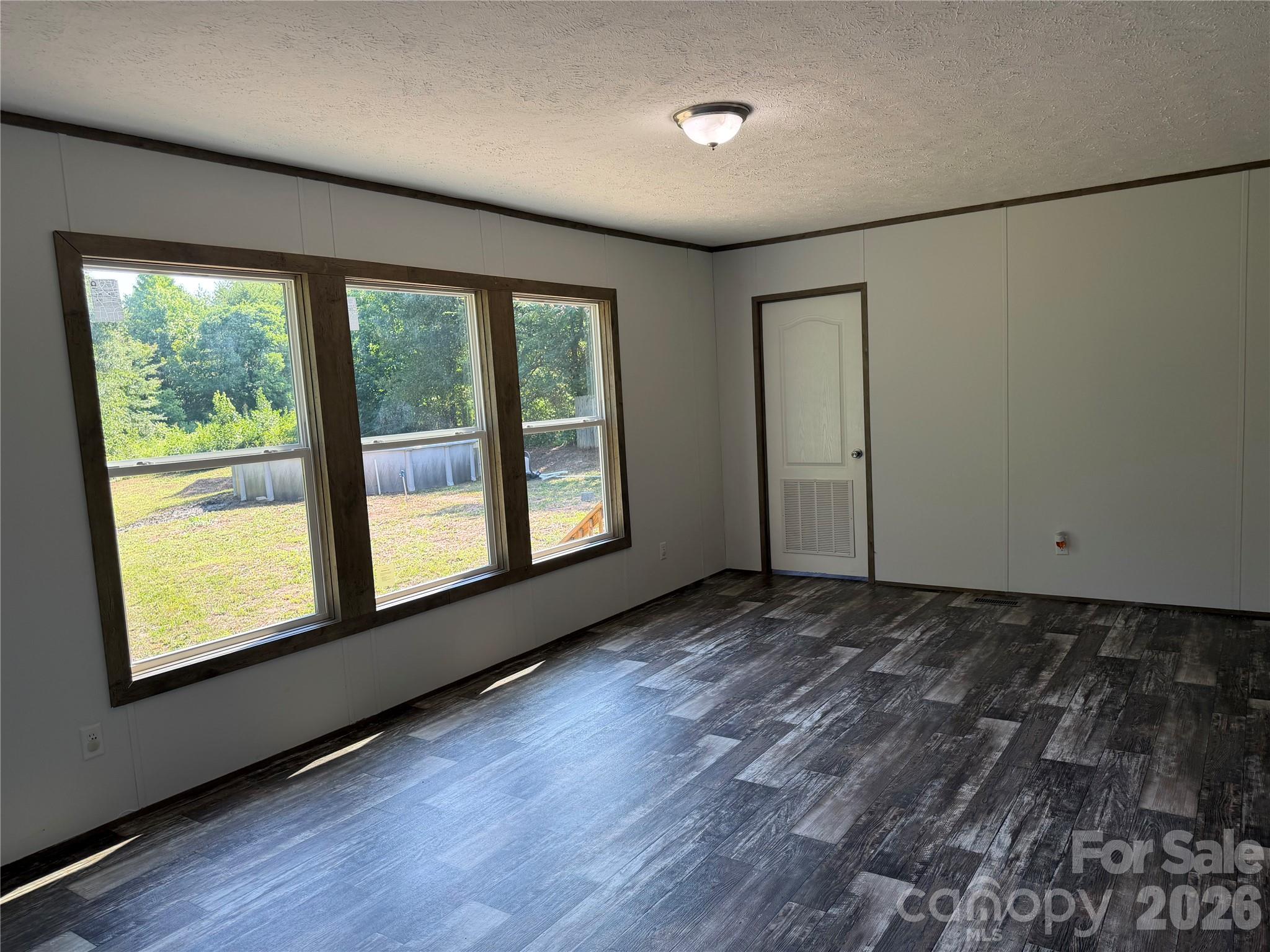 1003 Lavender Road